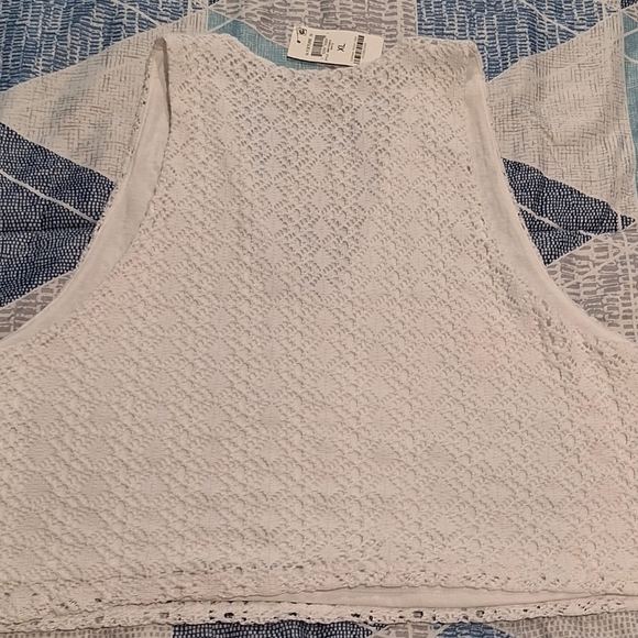 Croptop nwt - Picture 6 of 10
